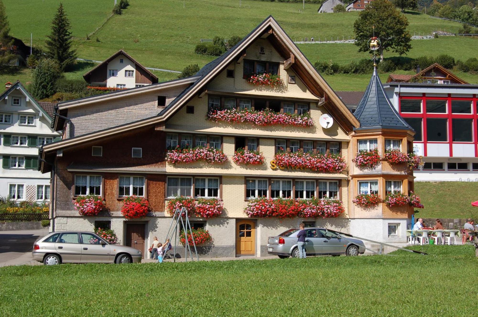 Gasthaus Schaefli Alt St. Johann エクステリア 写真